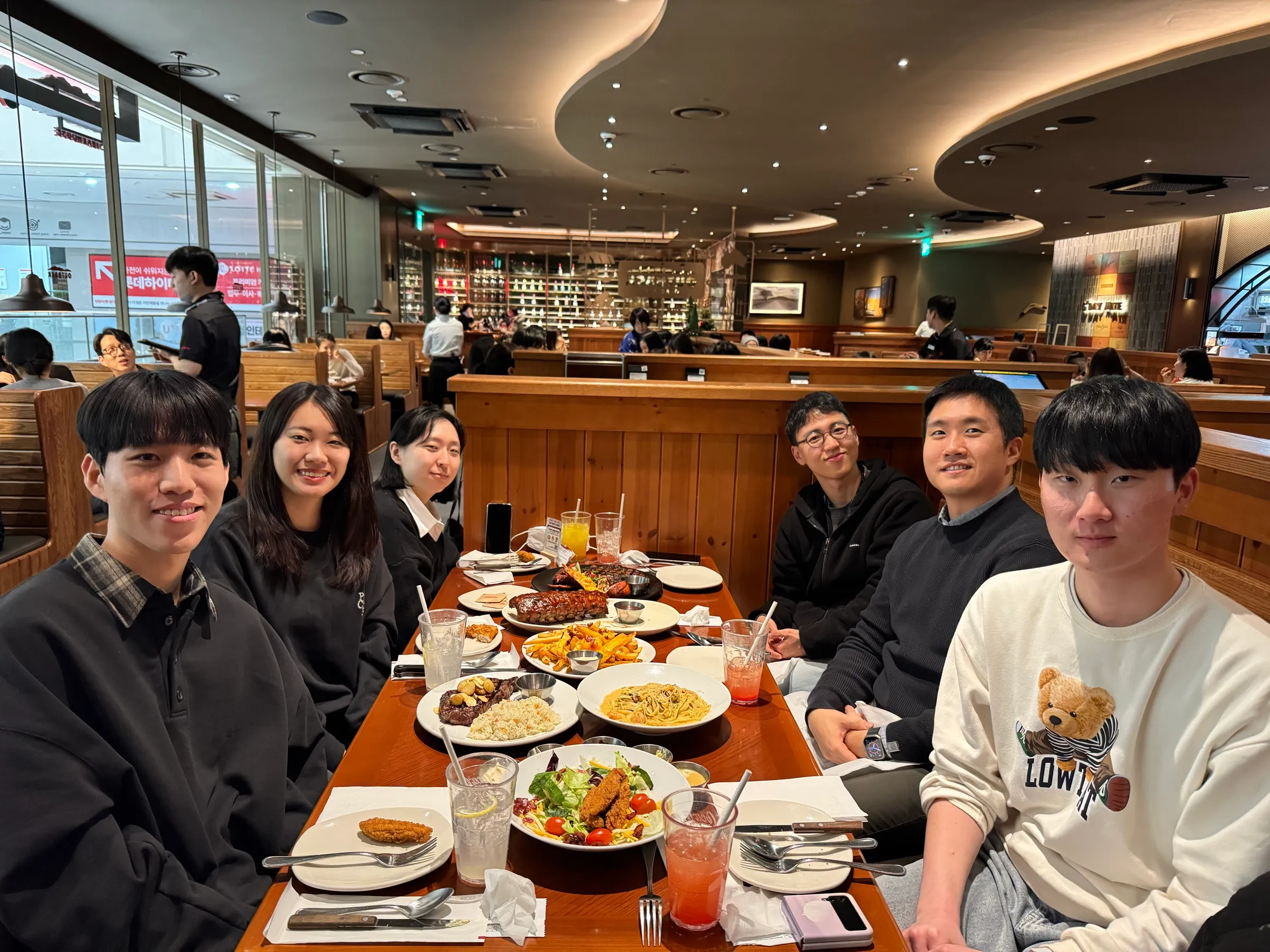 AEML 2024 Year-end Group Dinner